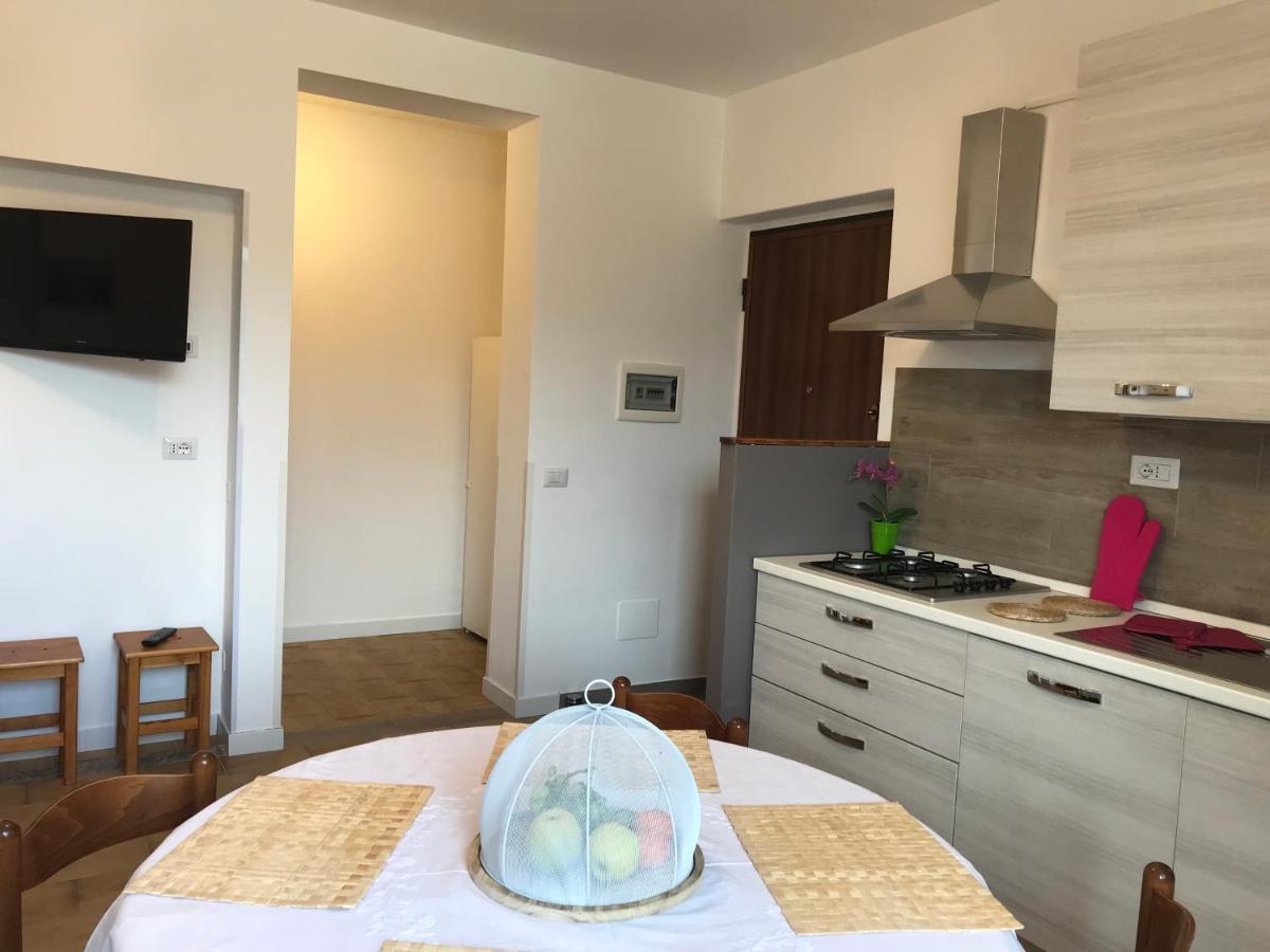Casa Carolina Ground Floor Apartment 2-4 Sleeps Μπελάτζιο Εξωτερικό φωτογραφία